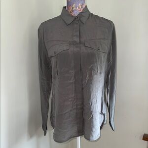 Banana Republic Charcoal Button-Up Blouse